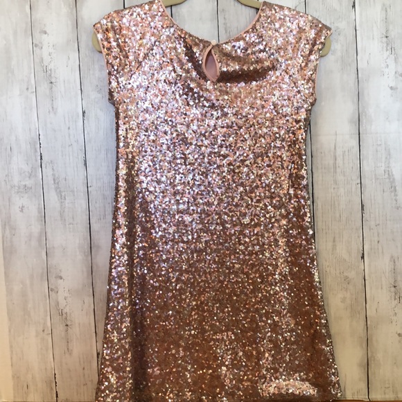 NWOT Pink sequin party dress 🎉 - Picture 2 of 7